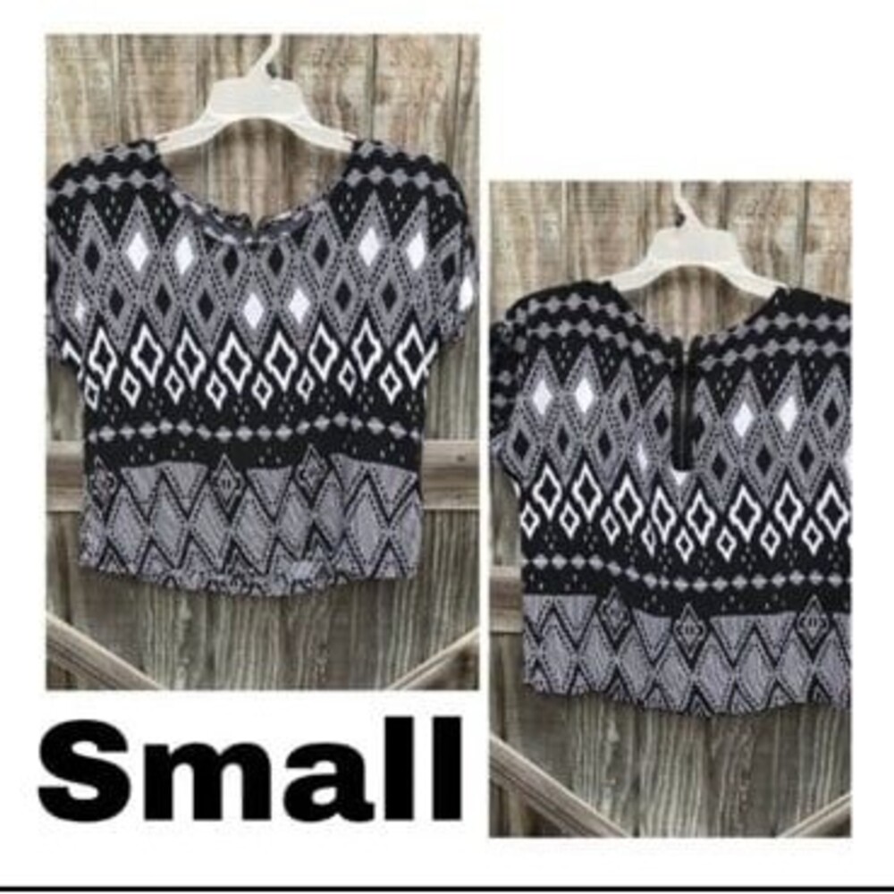 Bundle 3 Small Tops - Picture 4 of 4